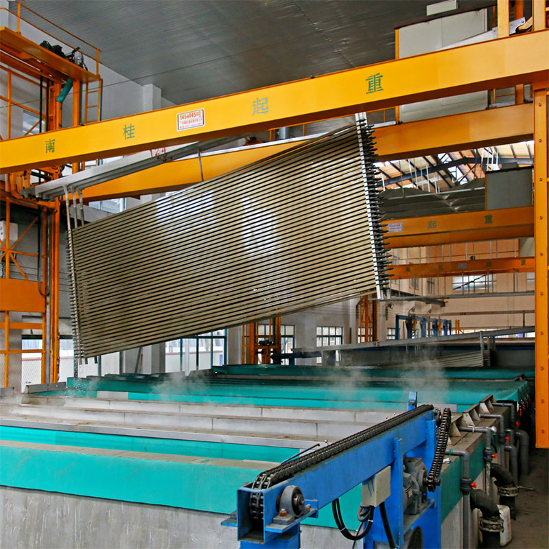 氧化、電泳生產(chǎn)線